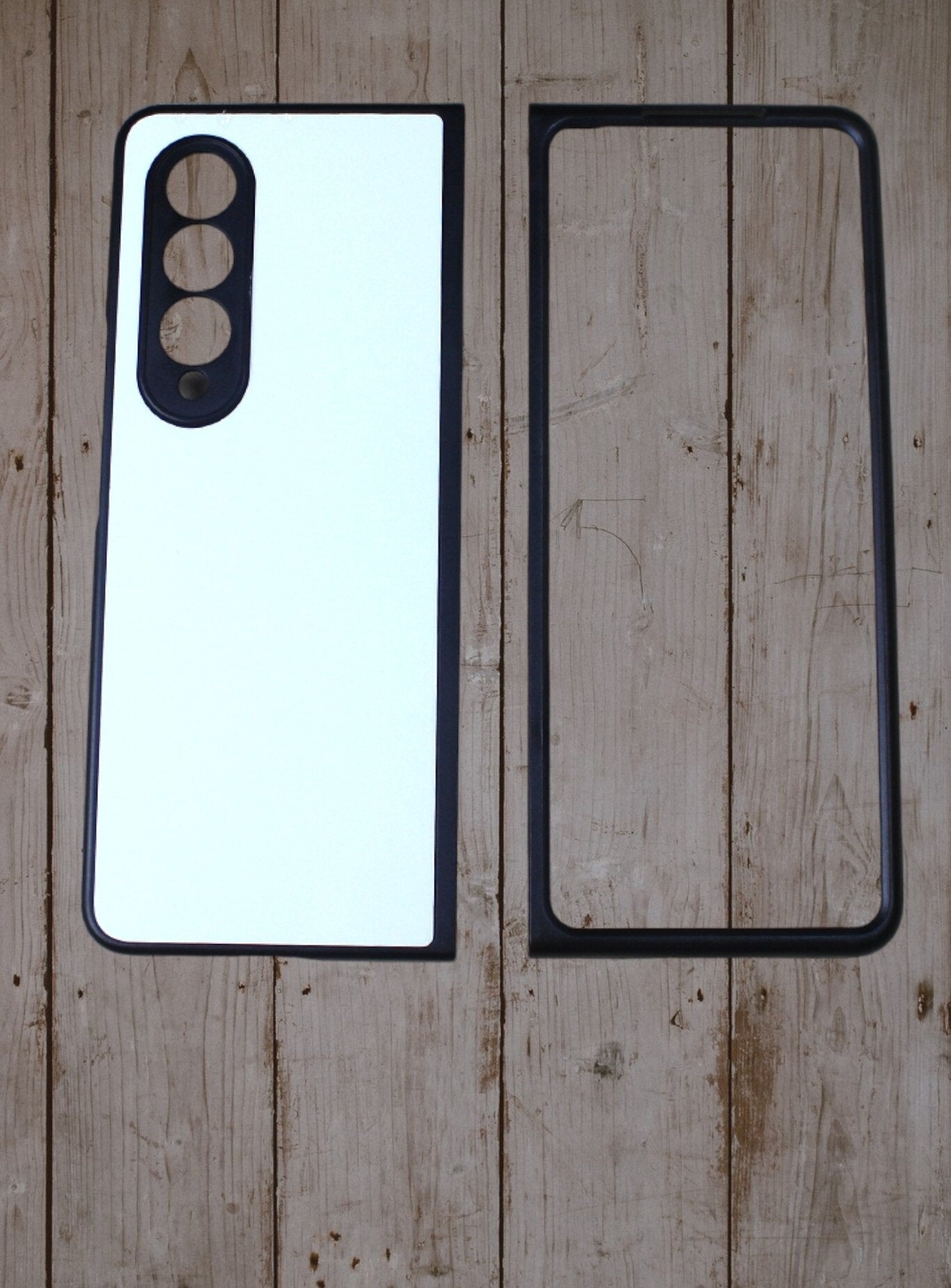 Samsung Galaxy Z Fold case - Deer engraving
